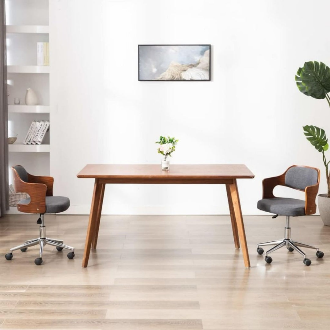 Glaenzendes Schreibtisch aus Stahl fuer Homeoffice